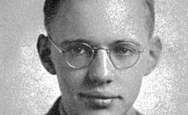Donald H. Voss ’44 *49 in the 1944 Nassau Herald.