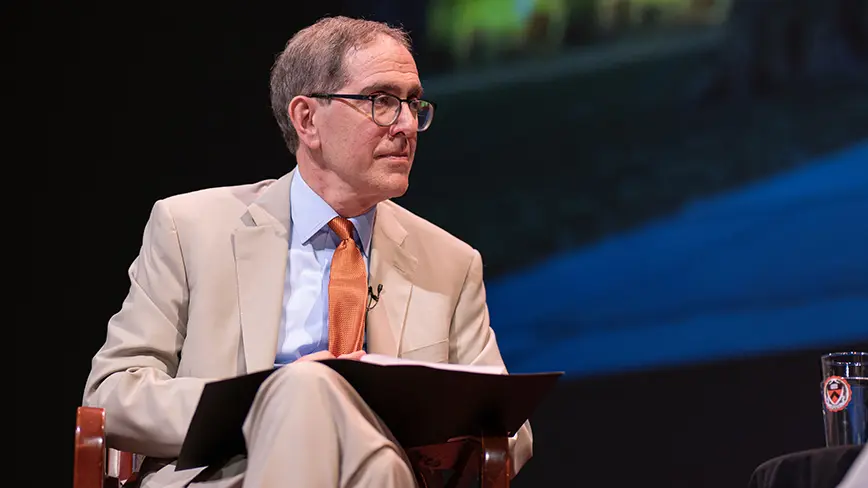 Eisgruber Discusses Statements, Buildings, Aid, and Endowment in Annual Letter