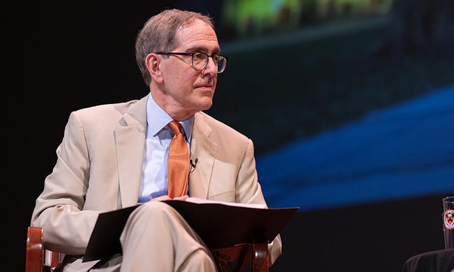 Eisgruber Discusses Statements, Buildings, Aid, and Endowment in Annual Letter