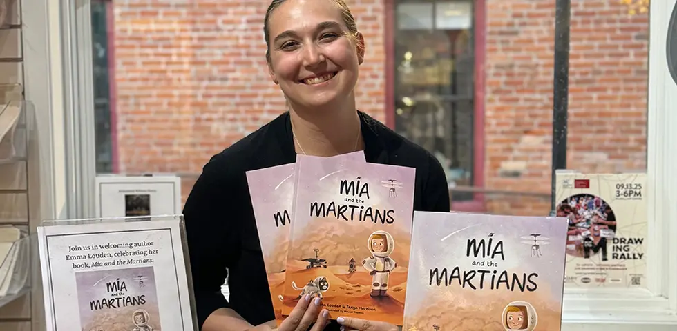 Astrophysicist Emma Louden &rsquo;20 Pens Children&rsquo;s Books About Space
