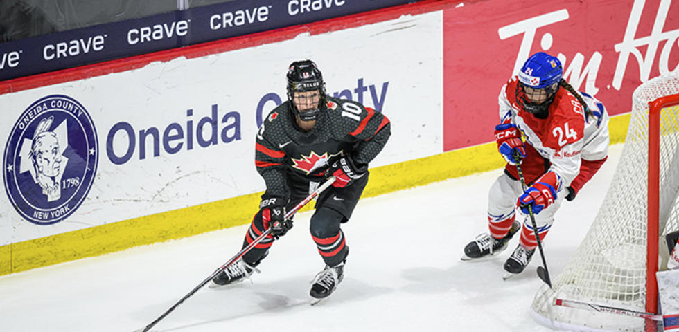 June 18: Hockey Star Sarah Fillier ’24 Selected by New York