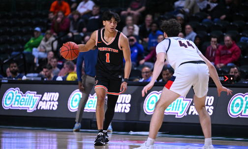 Does Xaivian Lee ’26’s Departure Signal an Ivy Transfer Trend? 