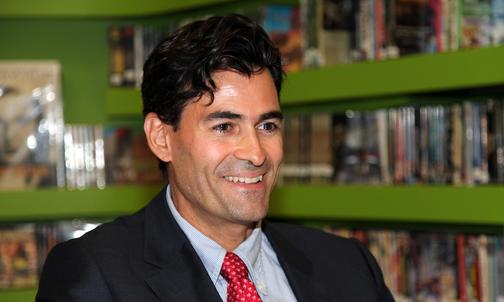 Adam Tanner *88 Goes Behind the Scenes of the Multibillion-Dollar Medical Data Industry