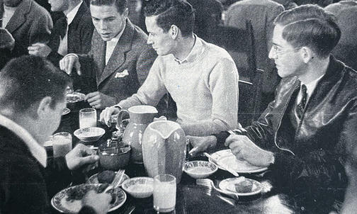 Photo From the Archives: Dining in Commons 