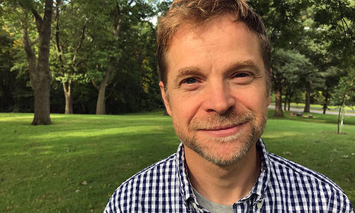 Podcast Spotlight: Jeffrey Young ’95 Studies Hot Topics of Higher Ed