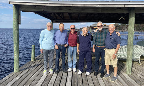 Close ’64 Football Players Make One Final Trip to Visit Teammate