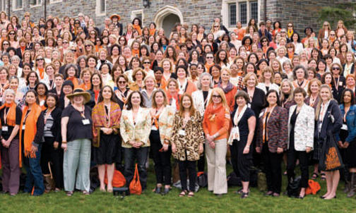 When 1,400 alumnae come together ...