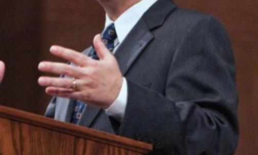 Bernanke Speaks About Challenges of Chairing the Fed