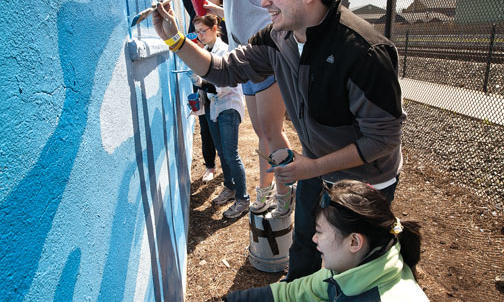 Helping hands for Trenton mural