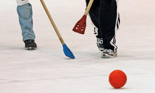 Broomball sweeps campus; new upperclass meal options