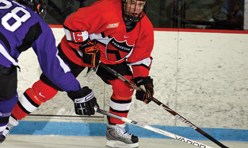 Men's hockey starts strong