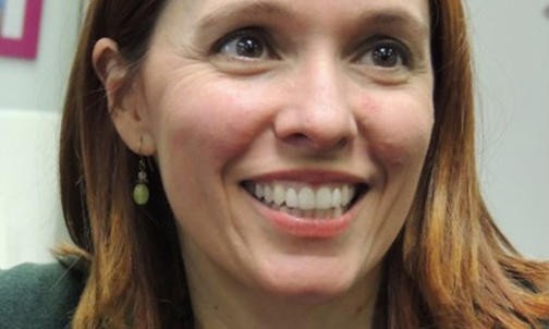 Maddie Welch ’92 Teaches Spanish Through Songs