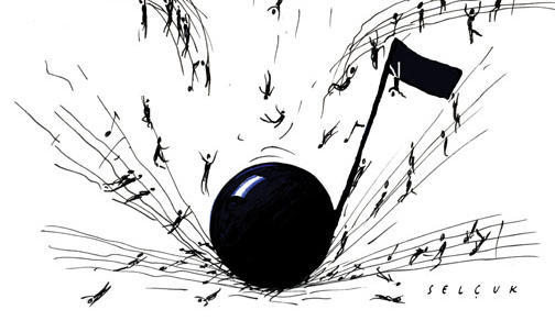 Frist pianists: Soothing music, or big distraction?