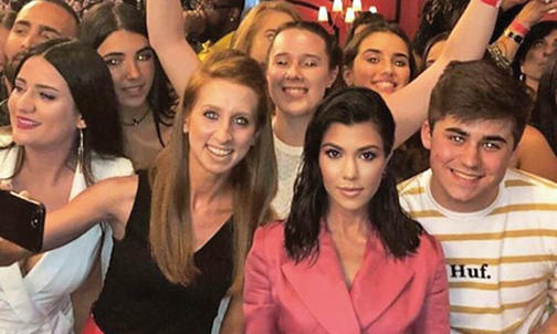 Kardashian Klub Attracts a Following on Kampus