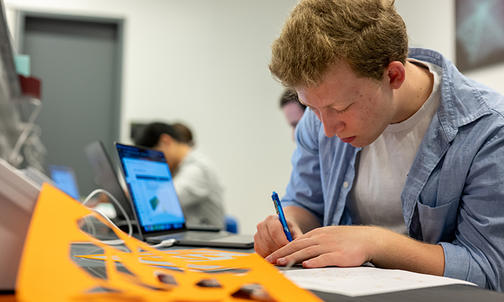 Class Close-Up: Students in ‘Origami Engineering’ Connect Art and Science