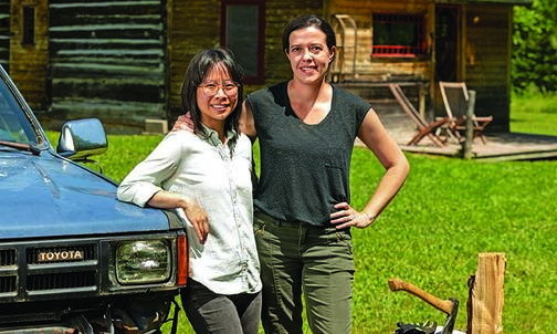 Xiuhui Lim ’05 Goes Off the Grid Living at a Cabin in the Woods