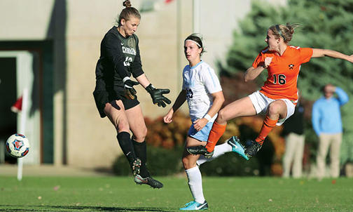 Women’s Soccer: Givens ’20 Is Golden in Win at UNC 