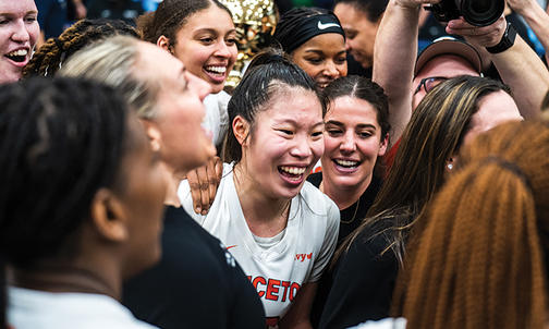 After a Mixed March, Basketball Seniors Bid Farewell