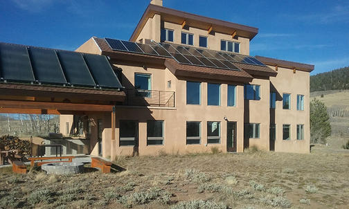 Anne Brenner ’75 Built an Off-the-Grid Solar Home in Colorado