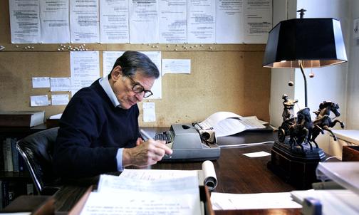 Robert Caro ’57 Shows his Work in “Working”