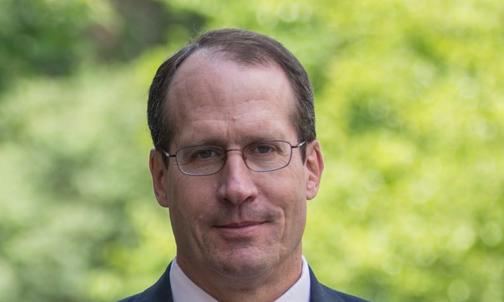 Jeff Fuhrer ’79 Unpacks Race and Economics in Latest Book