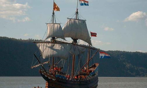 Hendricks '70 brings Dutch history to life