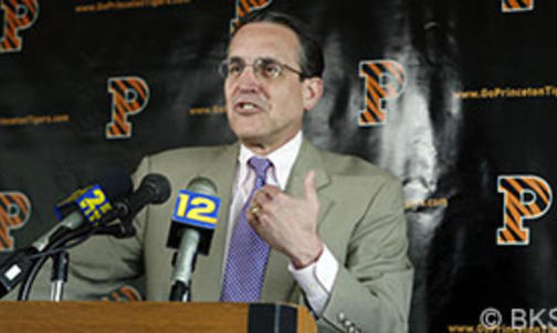 Walters '67 to Step Down as Director of Athletics