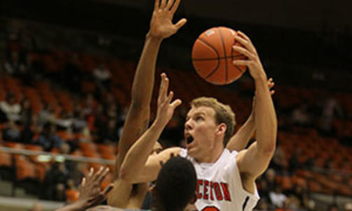 Sherburne '14 Leads Men's Basketball to Opening Win