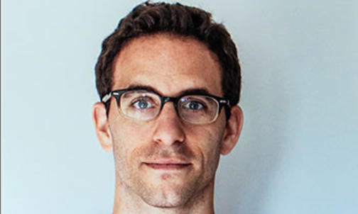 Musicologist Louis Epstein ’06 Finds Fun, Freedom Playing Songs for Children