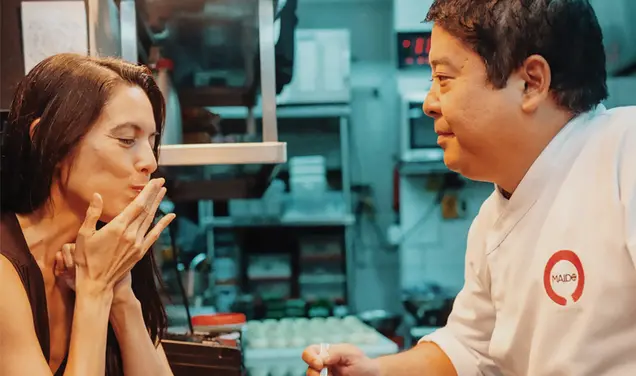 New York Times Critic Ligaya Mishan ’91 Seeks Magic in the Dining Experience 