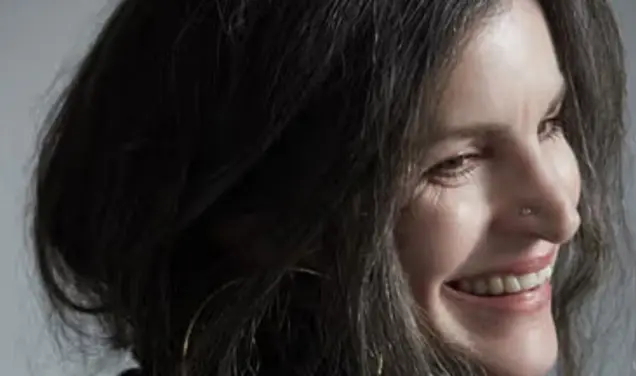 Novelist Emma Tourtelot ’95 Explores Mothers, Daughters, and Grief