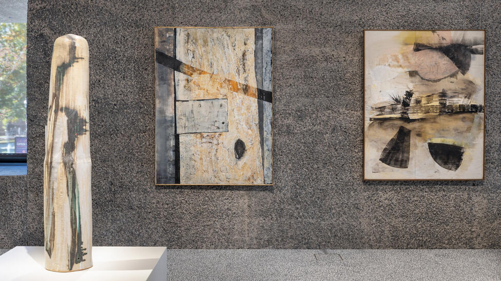 Toshiko Takaezu: Dialogues in Clay at the princeton university art museum