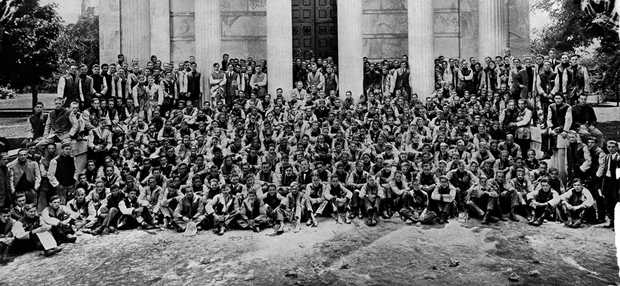 16759-Class_of_1915_frosh-thumb-620x286-16758.png