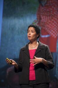 Paula Kahumbu *02 speaks at the 2009 PopTech conference in Camden, Maine. (Courtesy Kris KrÃ¼g/Flickr)