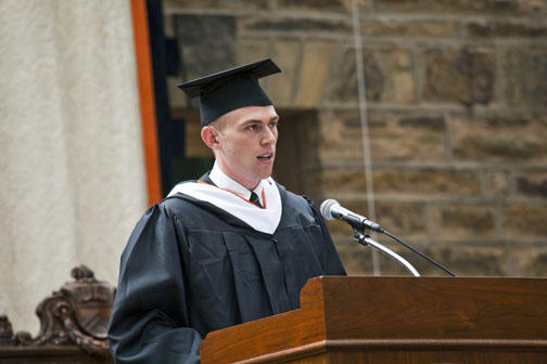 Stephen Hammer ’09 delivers the salutatorian address.