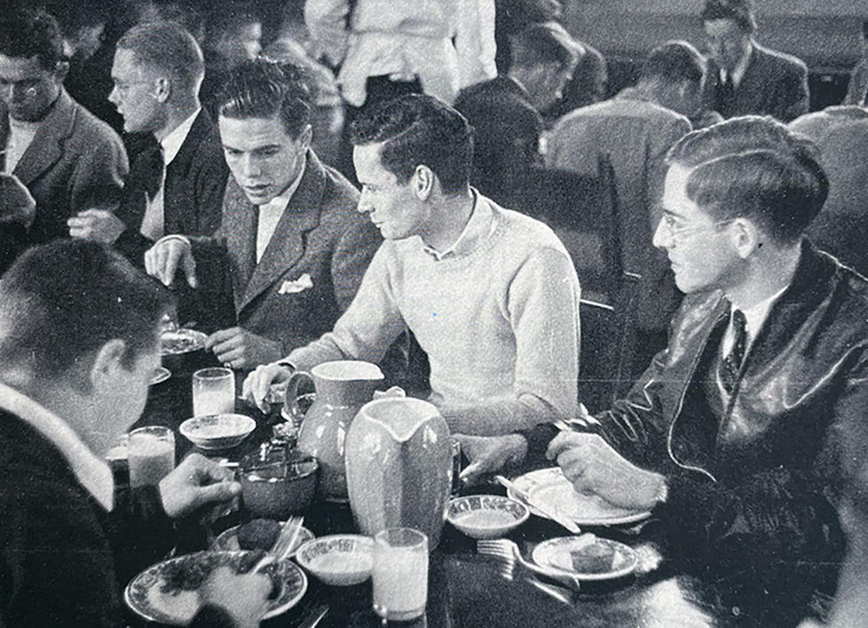 Students dining