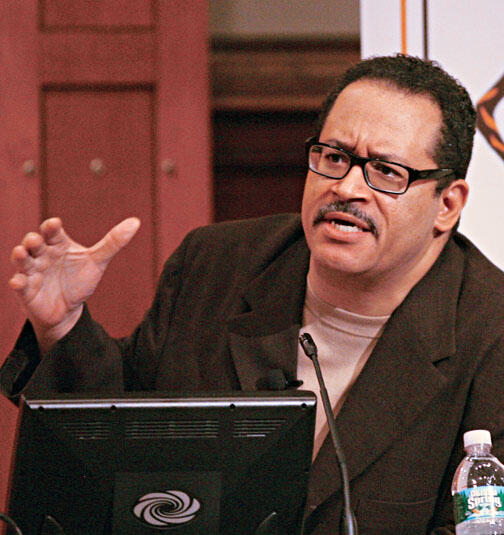 Georgetown University professor Michael Eric Dyson *93 opened the alumni conference. 