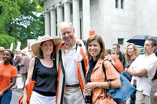 Jay Sherrerd '52 with daughters Anne C. Sherrerd *87, left, and Susan M. Sherrerd '86.