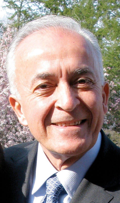 Chemical engineering professor Ilhan Aksay