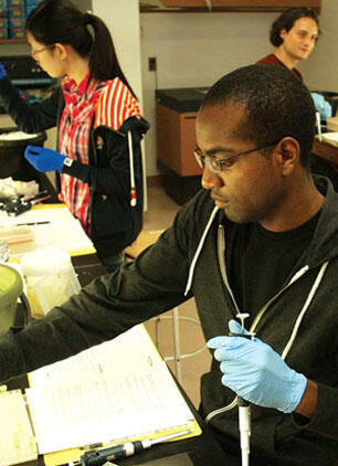 NB_MolBio.jpg First-year molecular biology grad students Matt Howard, front; Wenyang Li; and Whitby Eagle during the summer MOL500 course.
