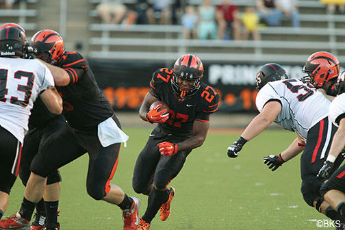 SP-Atwater1new.jpg Coach Bob Surace ’90 said that when Di Andre Atwater ’16, center, has been healthy, he’s been one of the best players in the Ivy League.